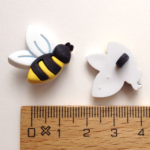 画像: アメリカ ボタンガローア 3個 横向きミツバチ